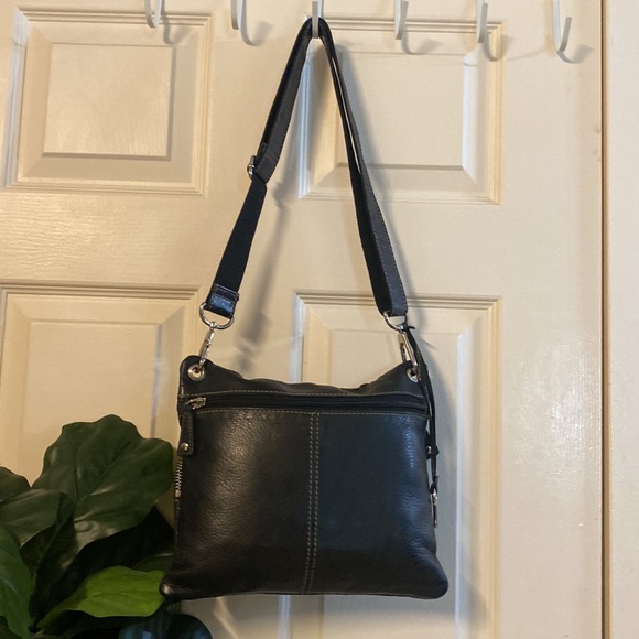 Fossil Crossbody - Picture 6 of 14